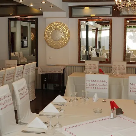 La Conac By 4* Bucureşti