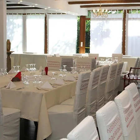 La Conac By Hotel